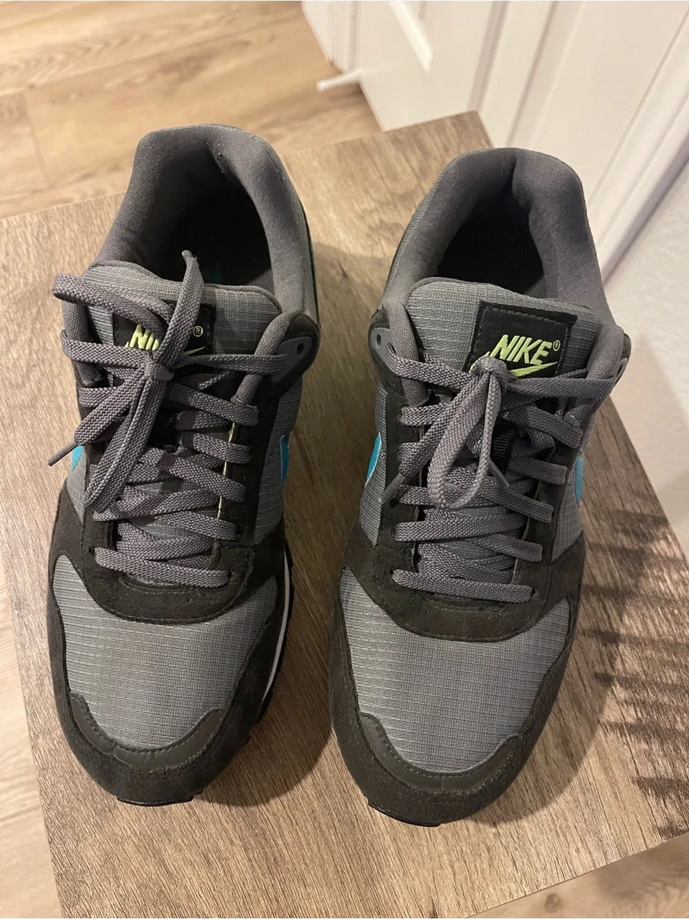 Nike women’s Gray & Teal Sneakers